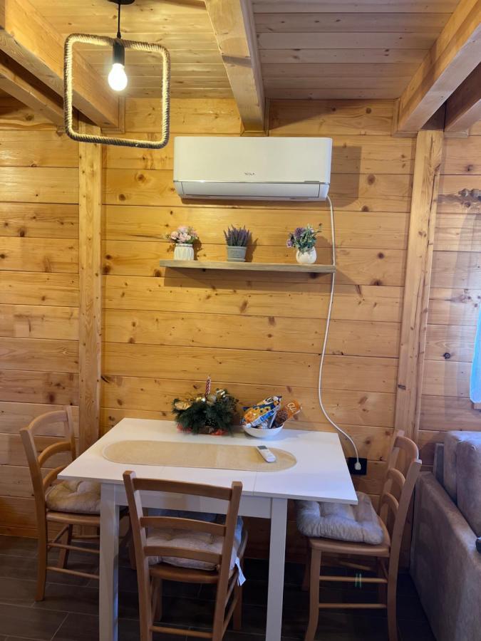 Apartmani Joka I Drvene Kucice Vrdnik Exterior foto