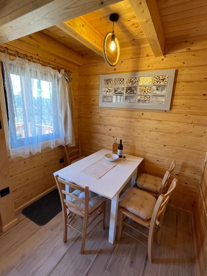 Apartmani Joka I Drvene Kucice Vrdnik Exterior foto