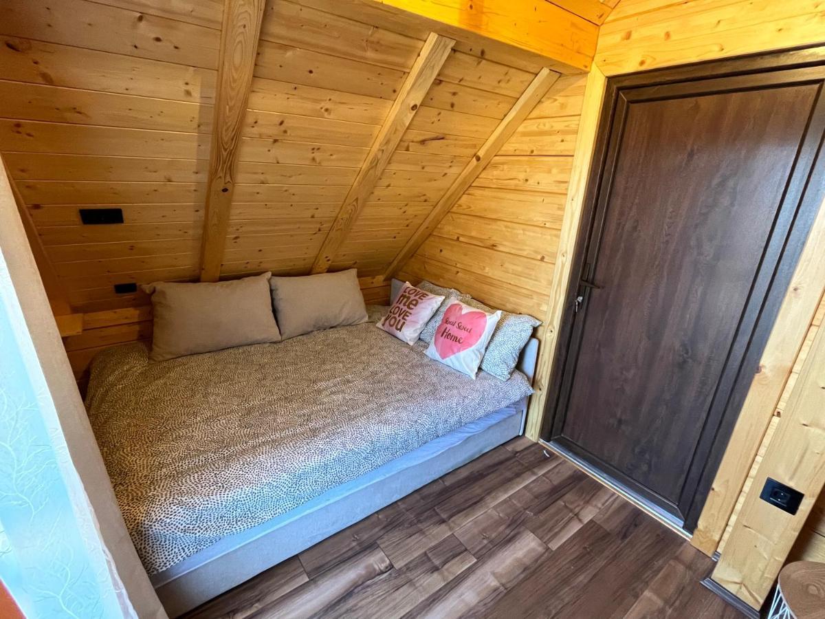 Apartmani Joka I Drvene Kucice Vrdnik Exterior foto